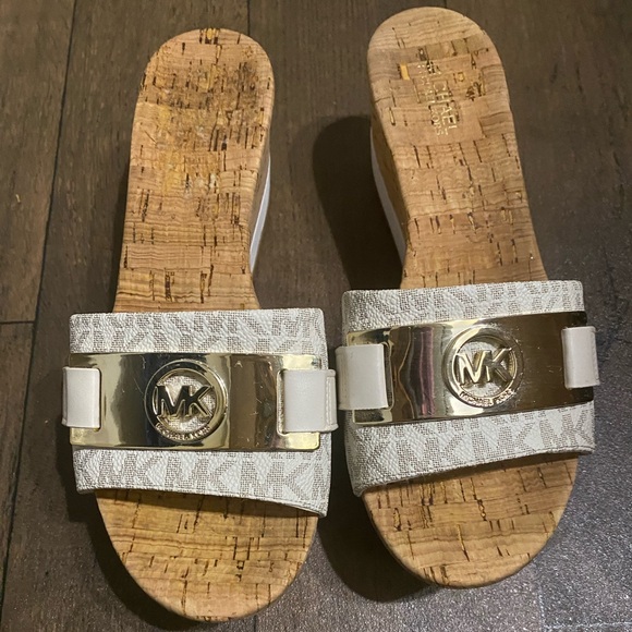 Michael Kors sandals - Picture 1 of 2